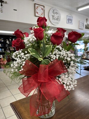 12 Roses In Vase