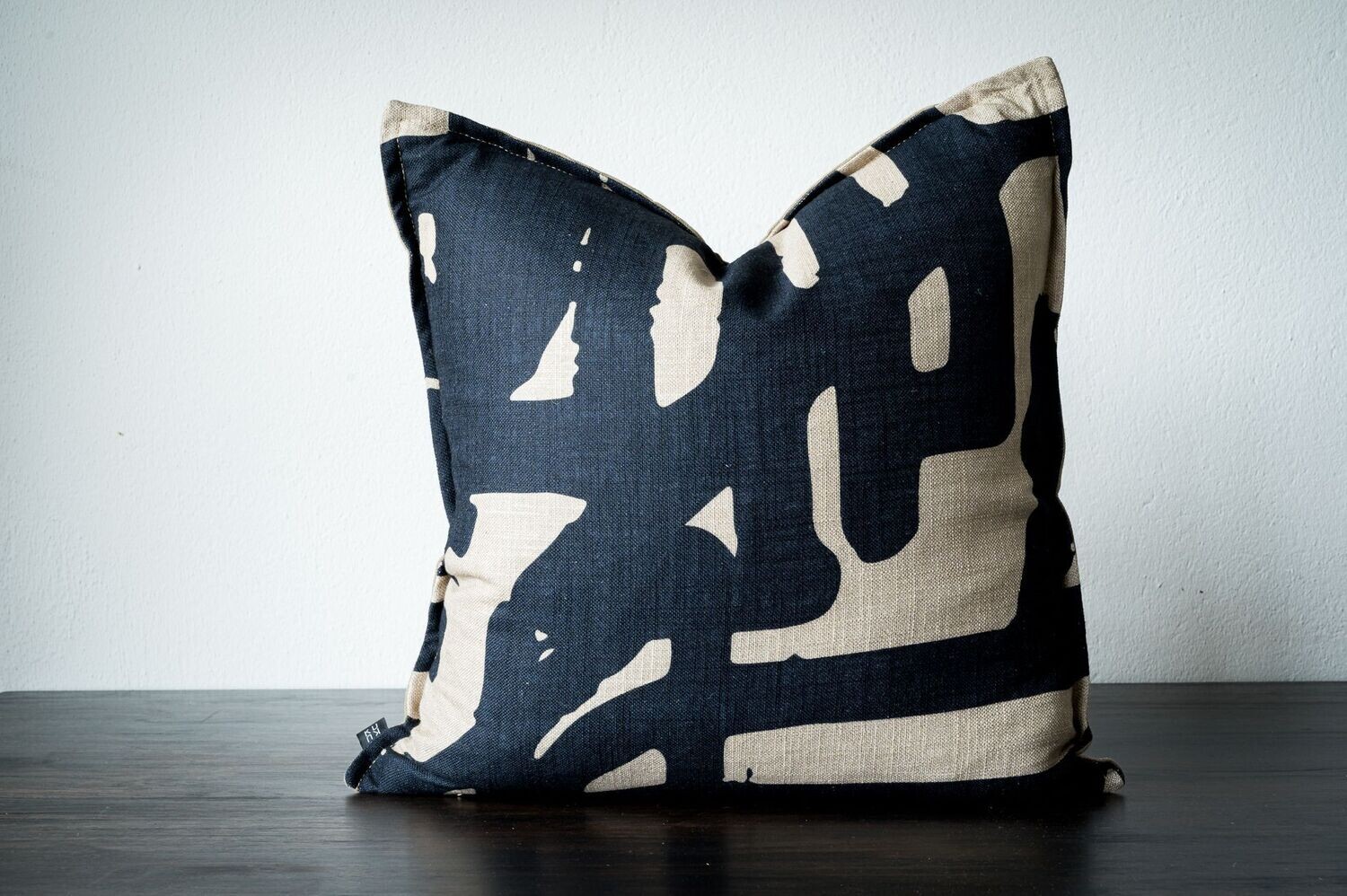 Throw & Scatter Cushion - Mod Script