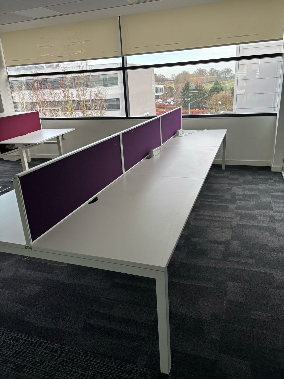 Pod Of 6 Desks With Partitions (4.2m X 1.6m) Pod Of 6 Desks With Partitions (4.2m X 1.6m)