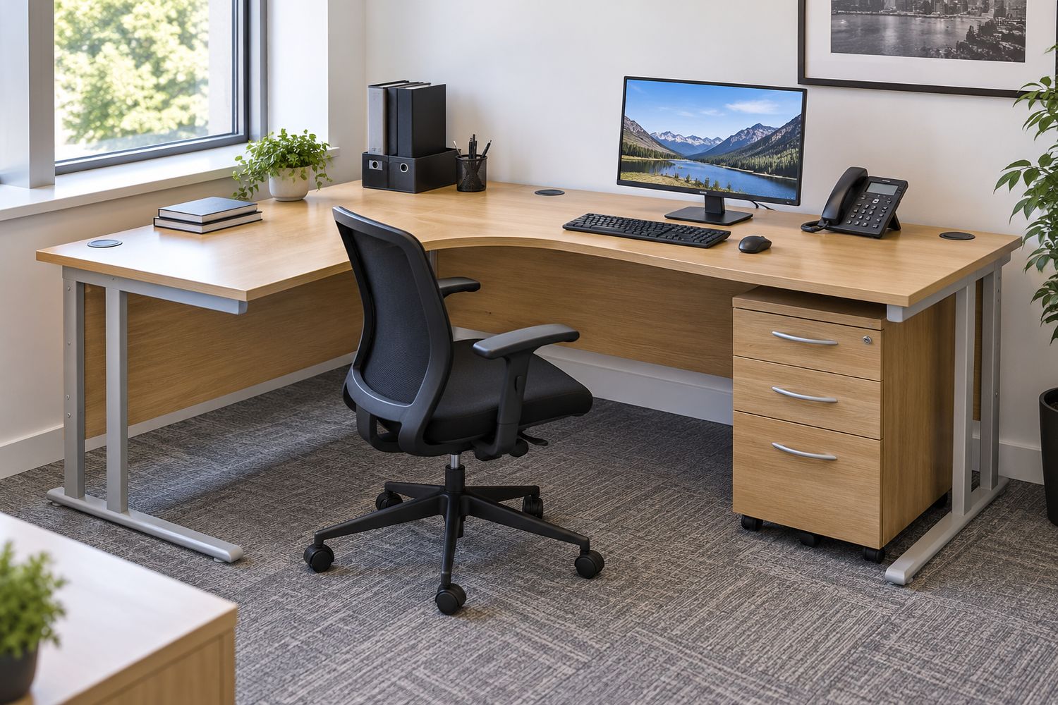 Brand New Left Hand Oak Corner Desk 1.4m X 1.2m