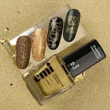 Nail polish stamping Gold