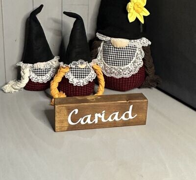 Free Standing Sign Cariad / Sweetheart Shelf Sitter