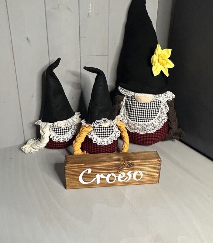 Free Standing Sign Croeso / Welcome Shelf Sitter