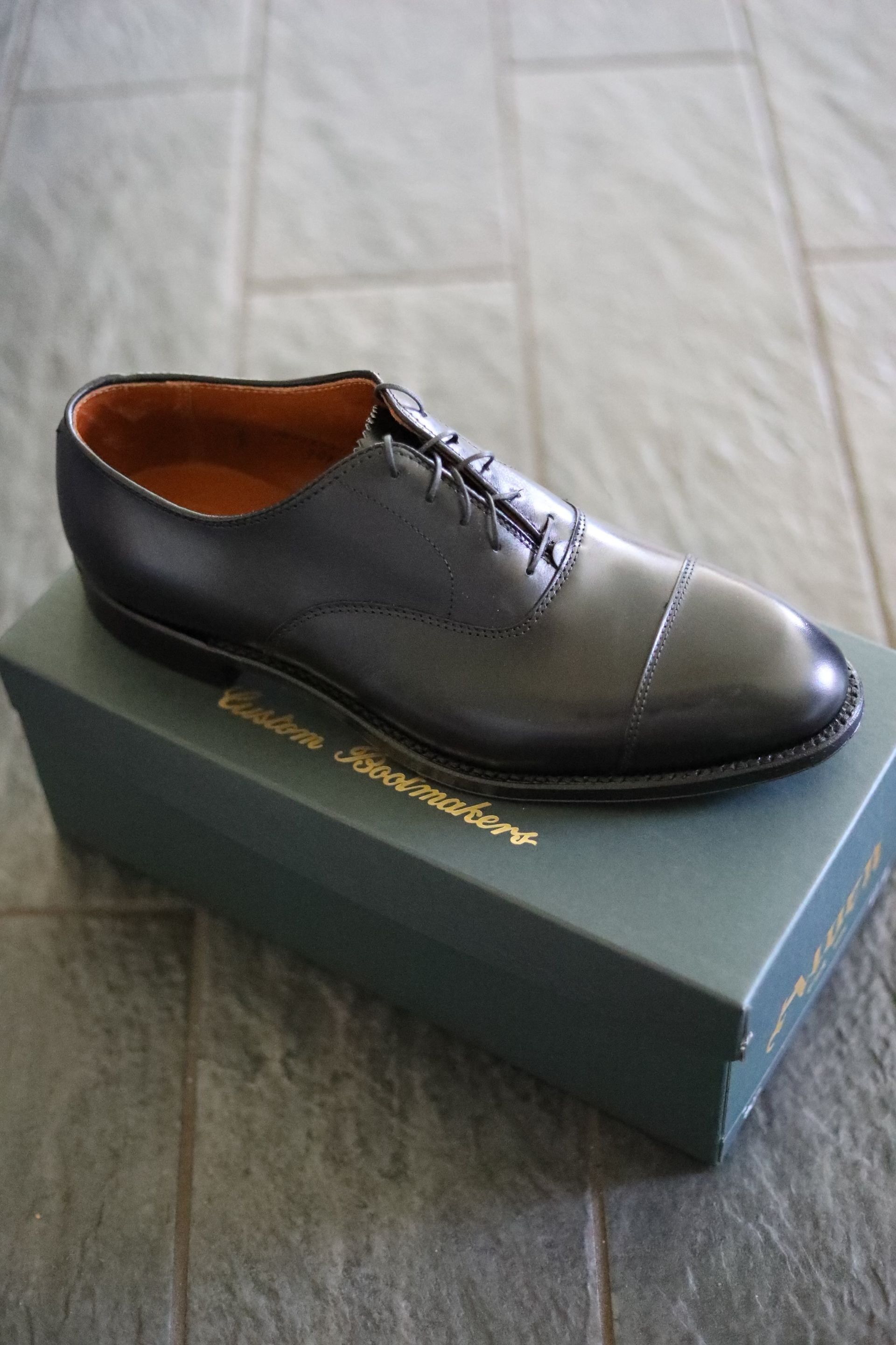 Alden 907 - Black Calfskin Cap Toe Oxford