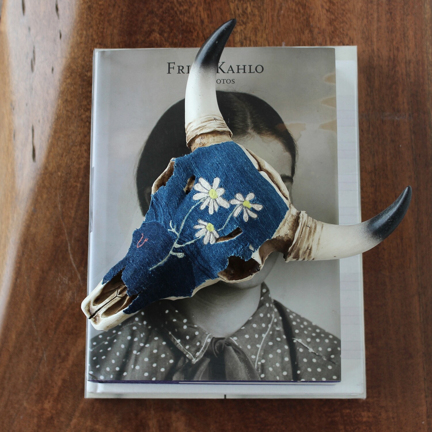 &quot;Daisies and a Horsehoe&quot;