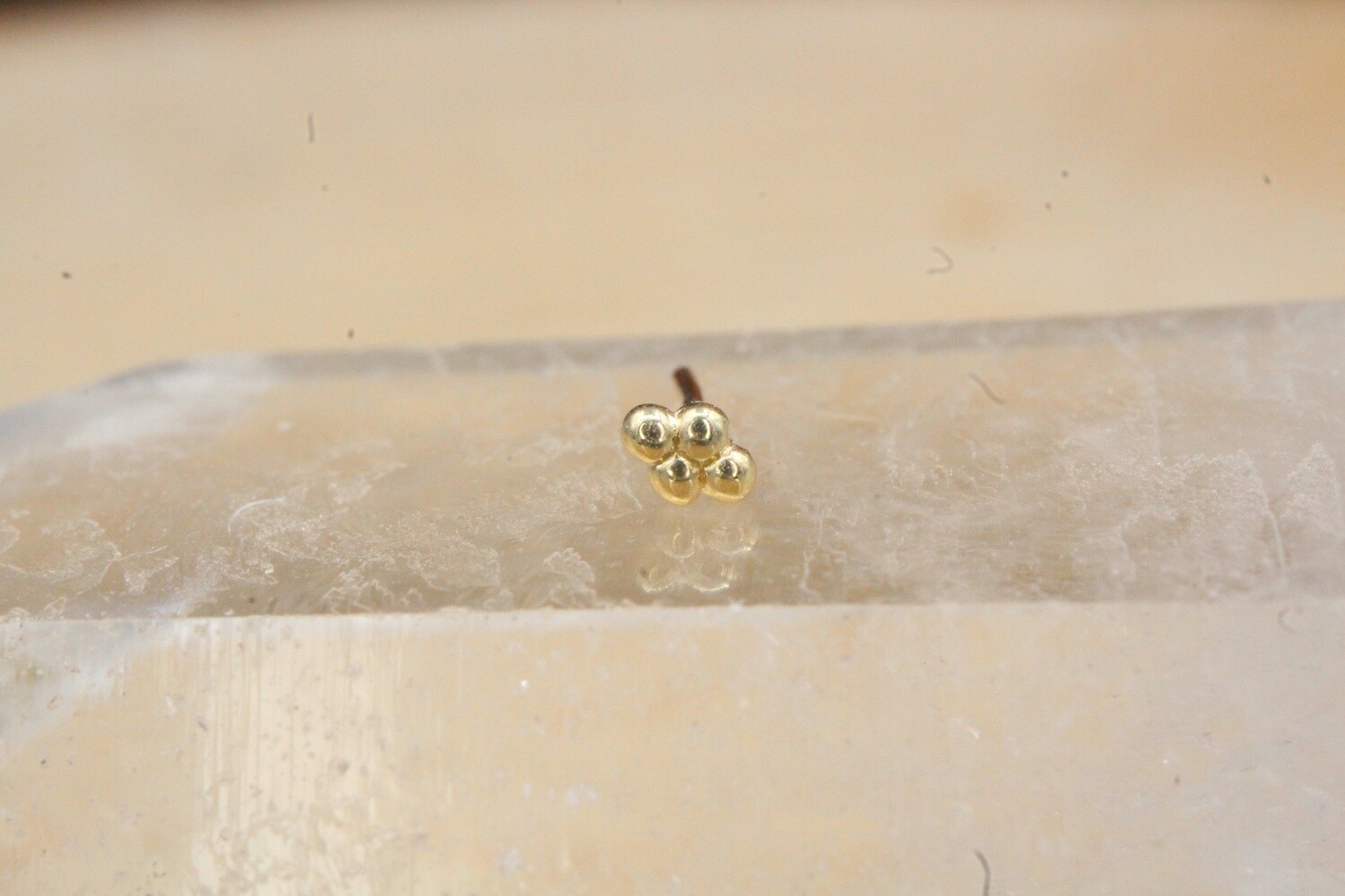 Threadless Yellow Gold Quad Bead Top, Size: 4x1mm