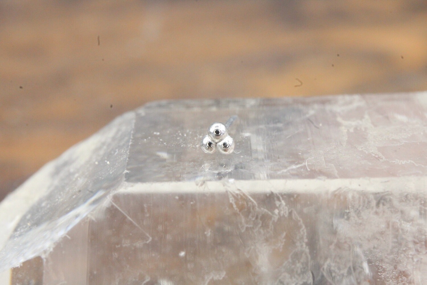 Threadless  White Gold Tri-Bead Top, Size: 3x1mm