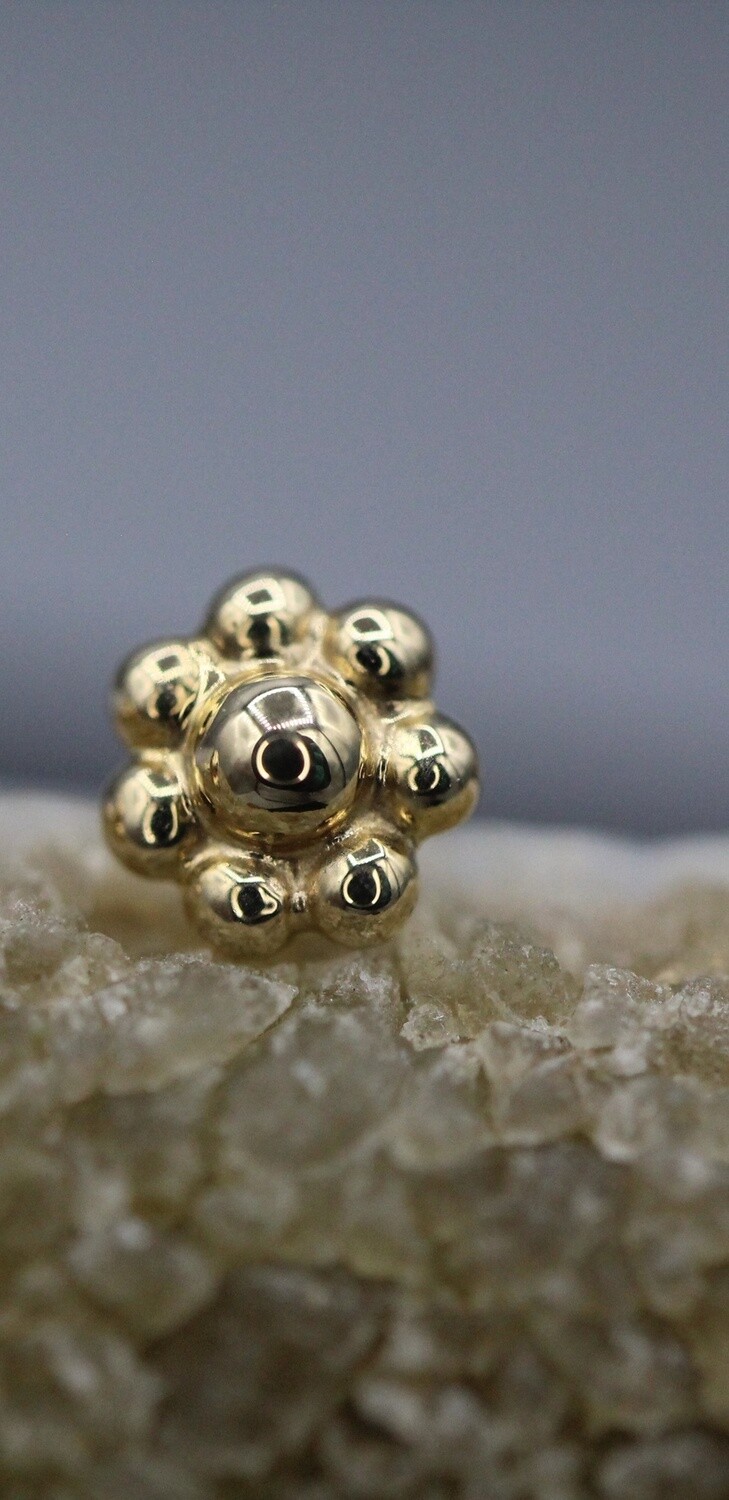 Threadless Yellow Gold 7-Bead Flower  Top