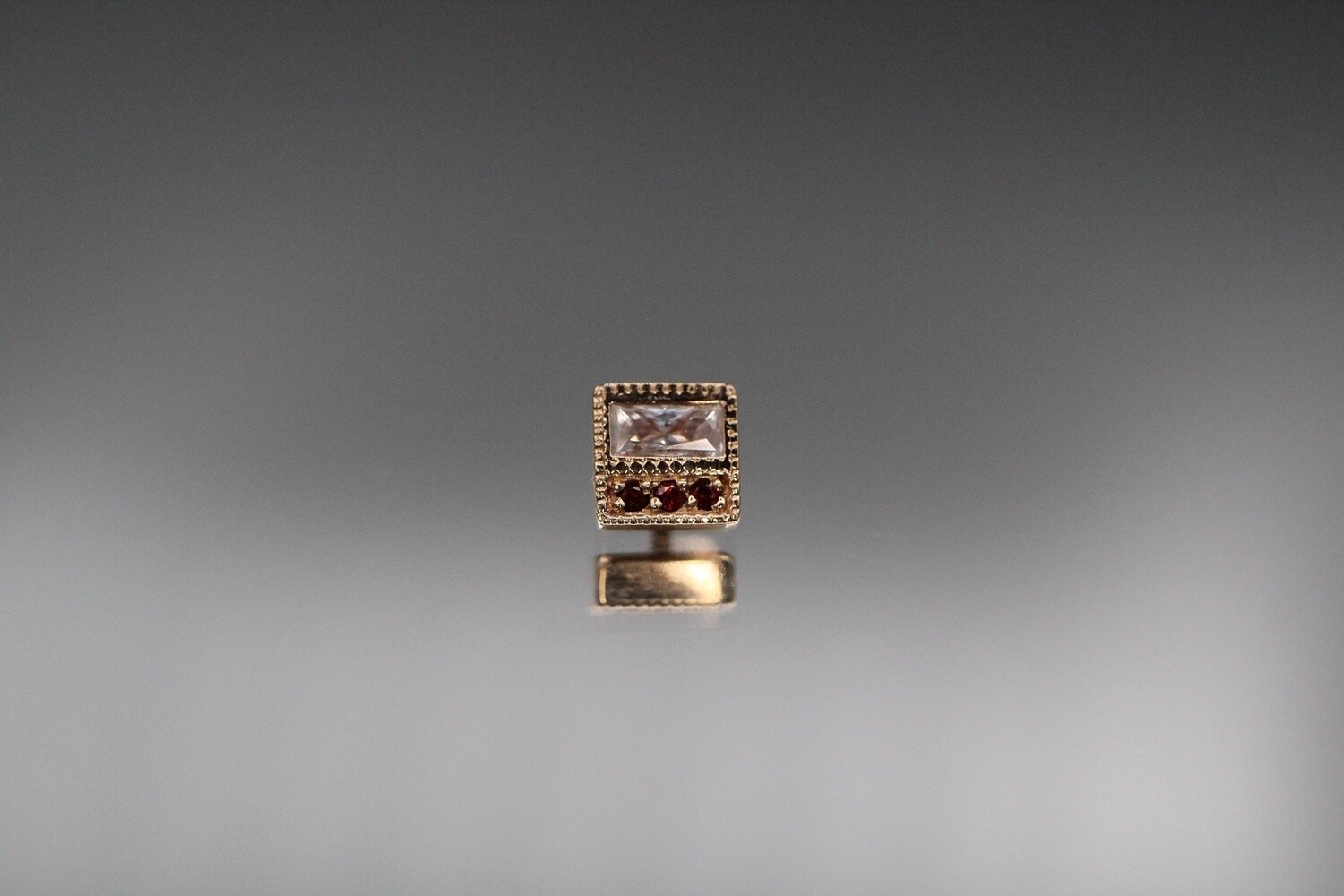 Threaded Rose Gold Endymion Square