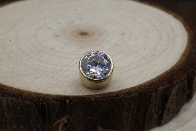 Threaded Yellow Gold Round Bezel Gem