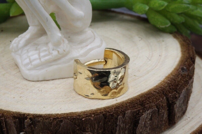 Yellow Gold Elysian Hinge Ring