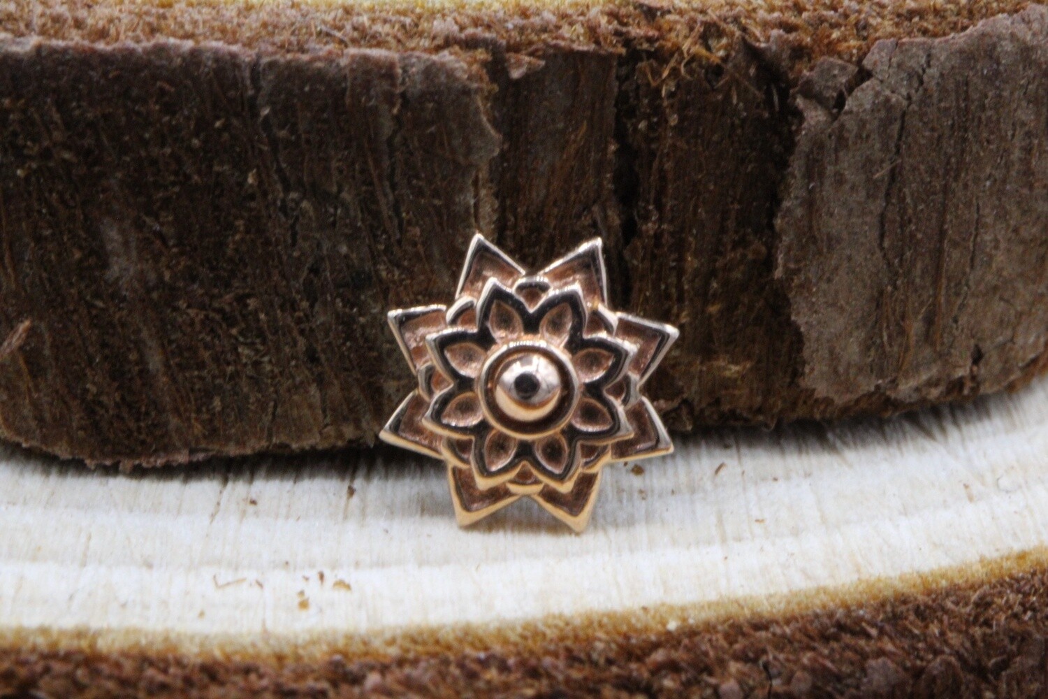 Threaded Rose Gold Sol Flower