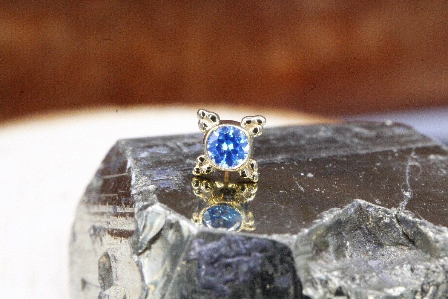 Threadless Yellow Gold Mini Kandy, Size: 5mm with 2mm Gem, Stone: Arctic Blue CZ