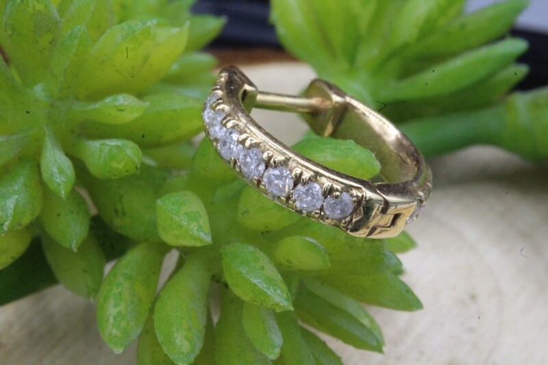 Yellow Gold Karma Hinge