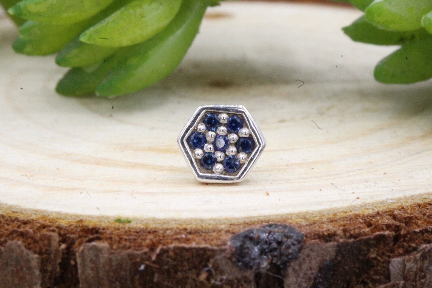 Threadless White Gold Gleam Top, Stone: Blue Sapphire