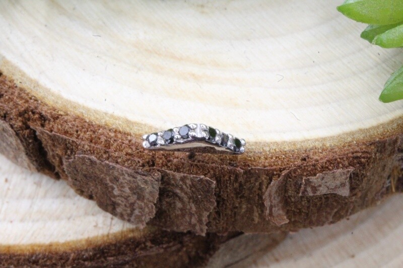 Threadless White Gold Shrine Top