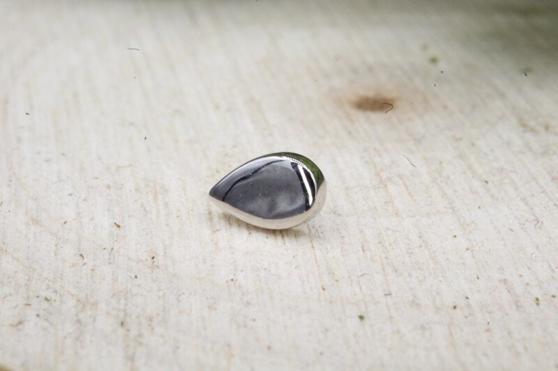 Threadless White Gold Flat Tear Top