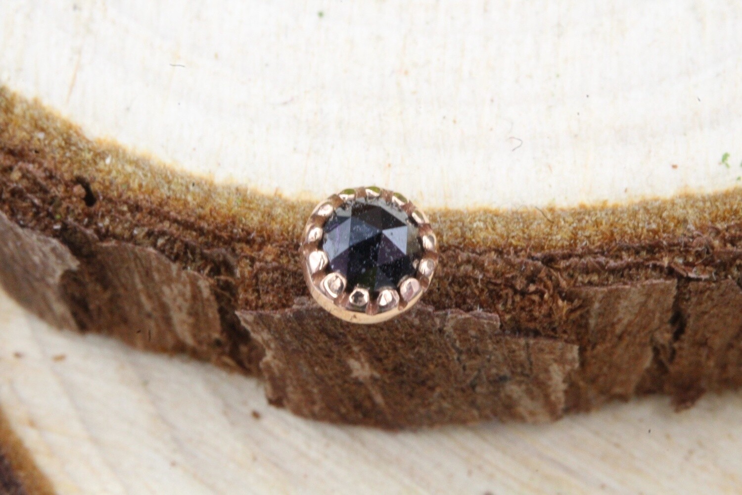 Threadless Rose Gold Georgina Top, Size: Medium, Stone: Rose Cut Black Diamond