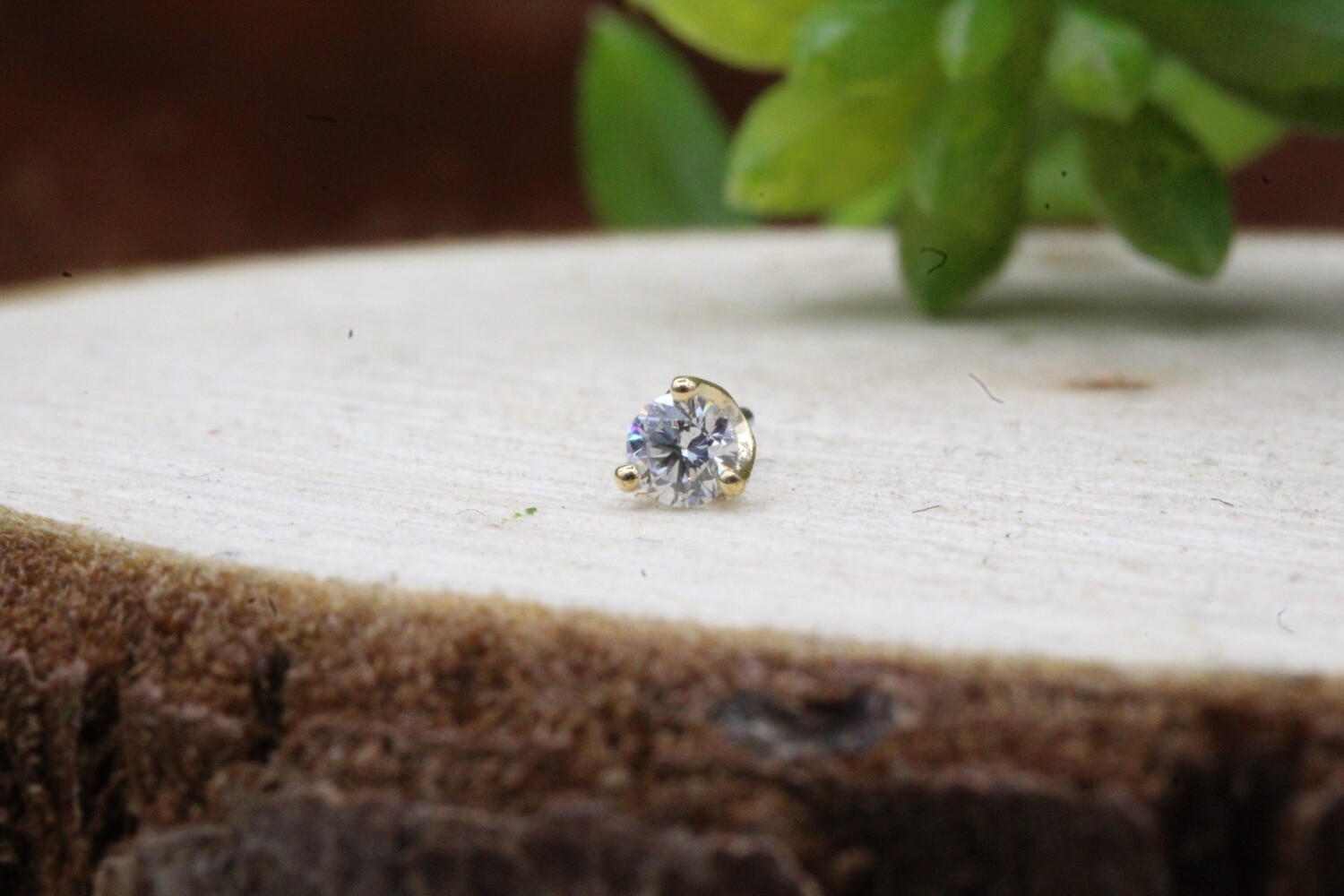 Threadless Yellow Gold 3 Prong Lab Created Diamond top, Size: 2mm