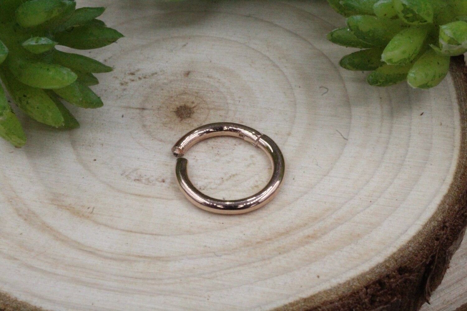 Rose Gold Simple Hinge