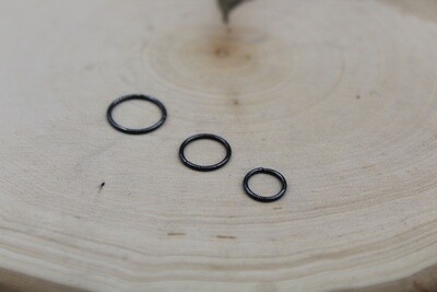 Black Niobium Seams and Captive Bead Rings