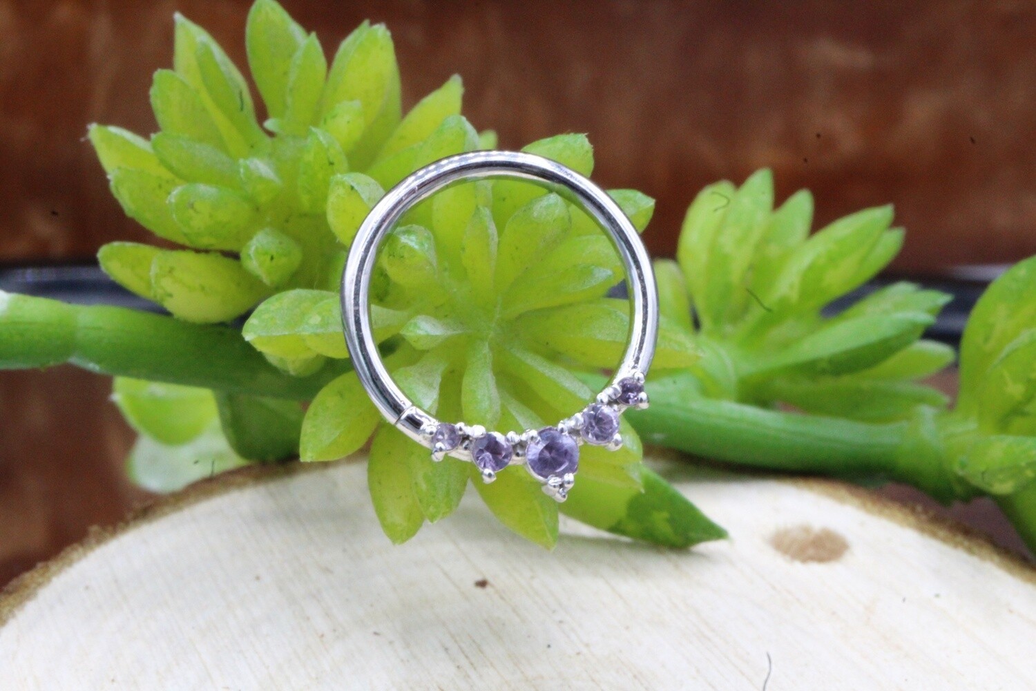 White Gold Throne Seam Ring, Diameter: 7/16&quot;, Stone: Alexandrite CZ