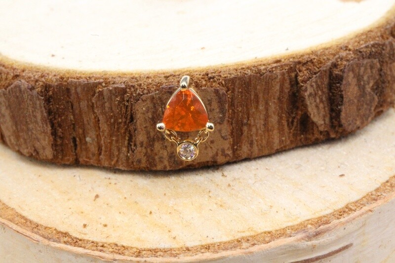 Threadless Yellow Gold Trillion Top