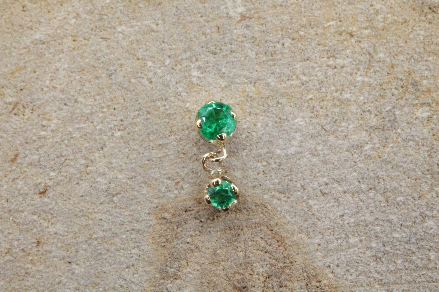 Threadless Yellow Gold Duet, Stone: Emerald AA
