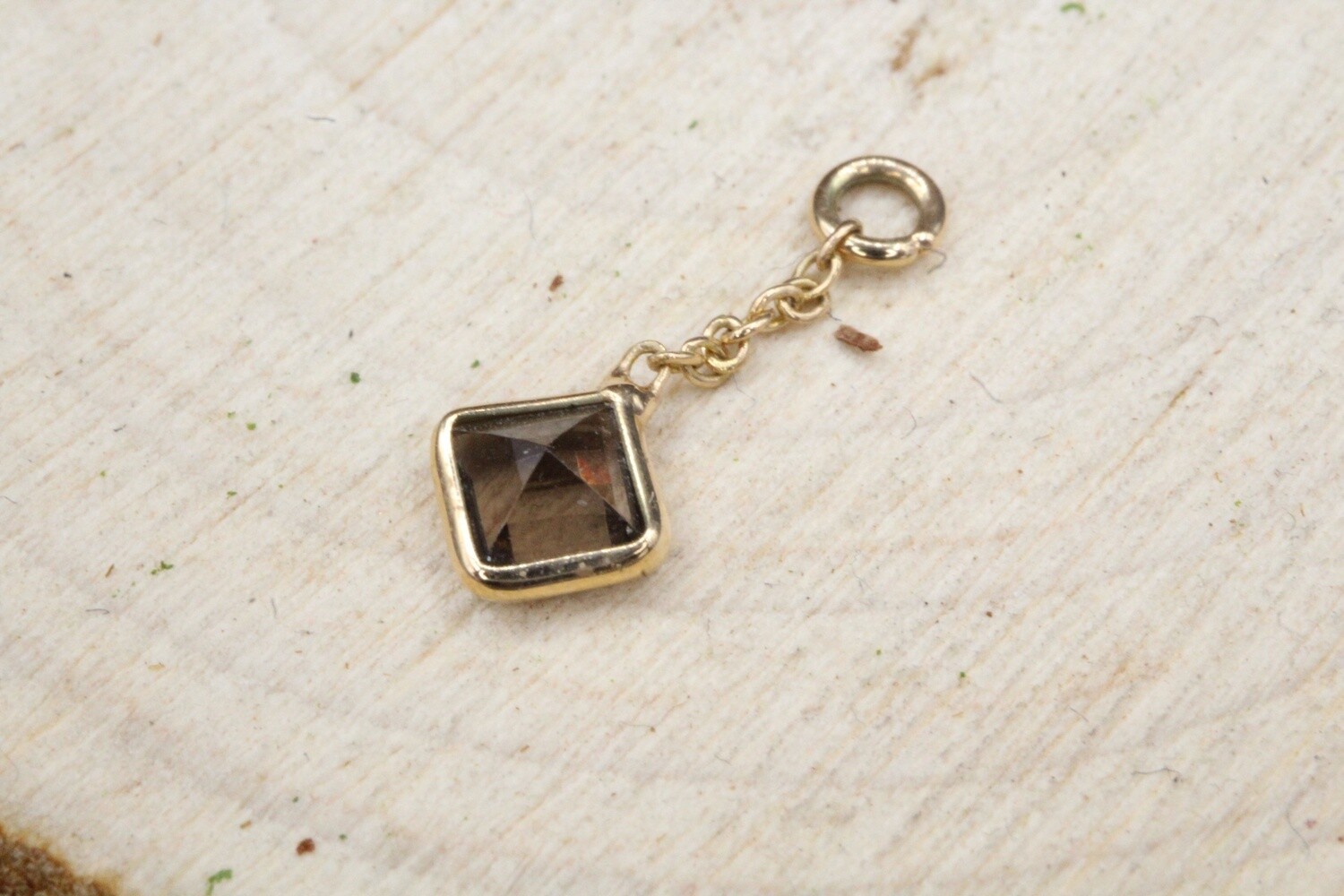 Yellow Gold Stone Charm, Stone: Smoky Quartz