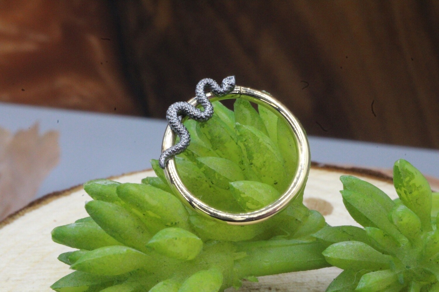Yellow Gold Delicate Snake Seam, Size: 18ga 5/16&#39;&#39;
