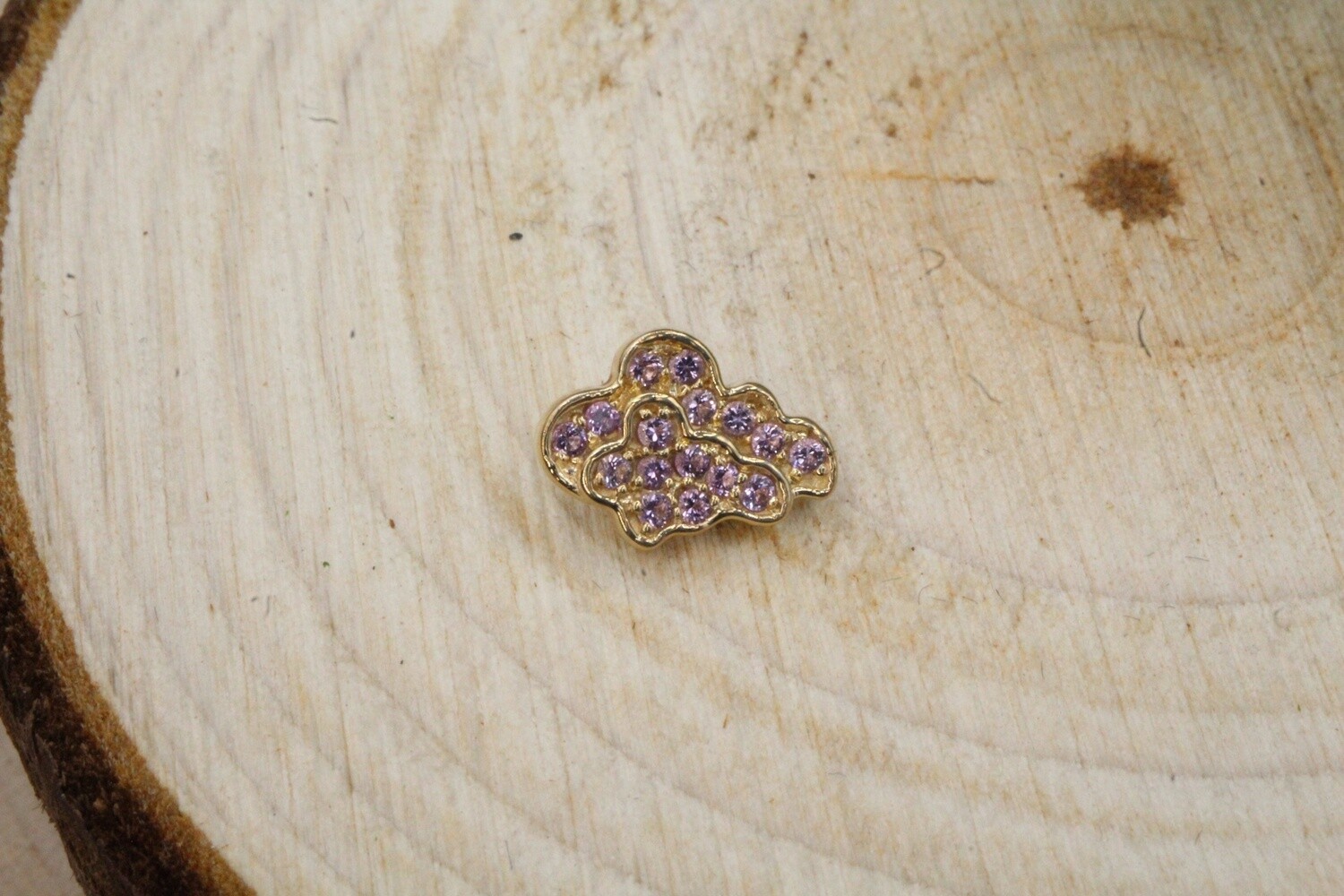 Threaded Yellow Gold Azula Cloud Top, Gauge: 14g, Stone: Light Amethyst AA