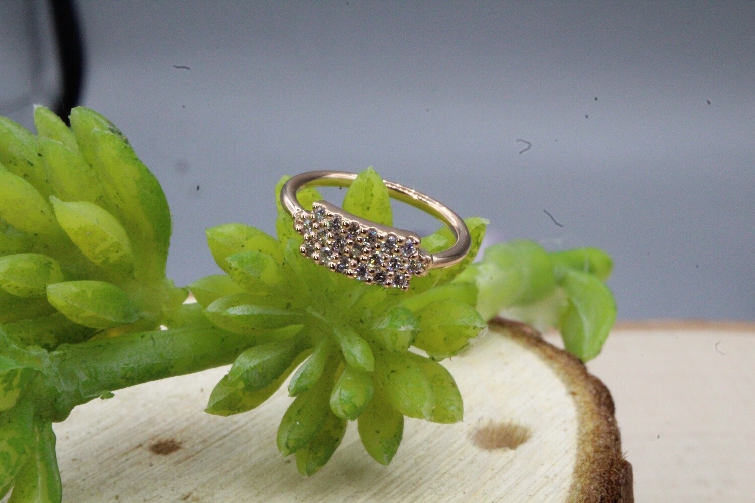 Rose Gold Scarab Seam, Stone: White Diamond