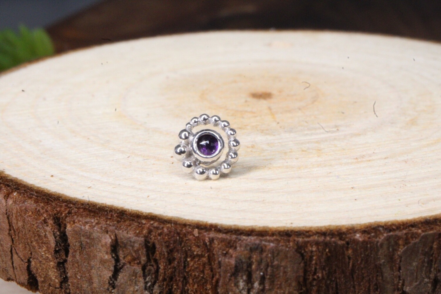 Threadless White Gold Beaded Swirl, Gold Color: White Gold, Stone: Rose-cut Amethyst