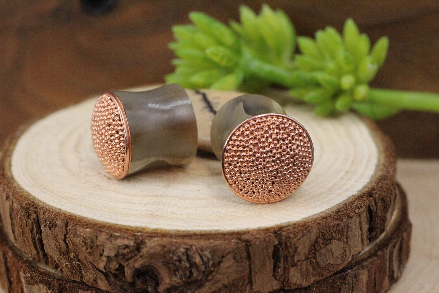 Discount 7/16&quot; Plugs and Eyelets, Style: 1., Material: Horn, Type: Copper Beading inlay