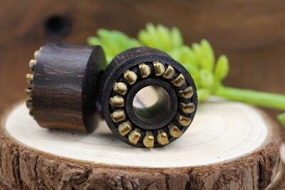 Discount 3/4&quot; Plugs and Eyelets