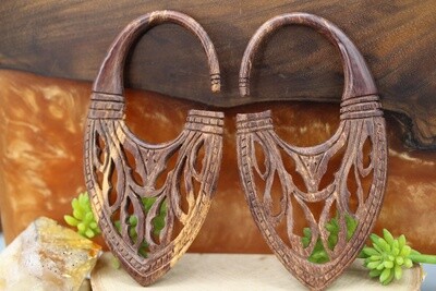Discount 6g Bone, Horn, or Wood Hangers