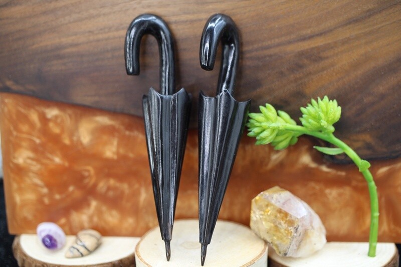 Discount 00g Bone, Horn, or Wood Hangers