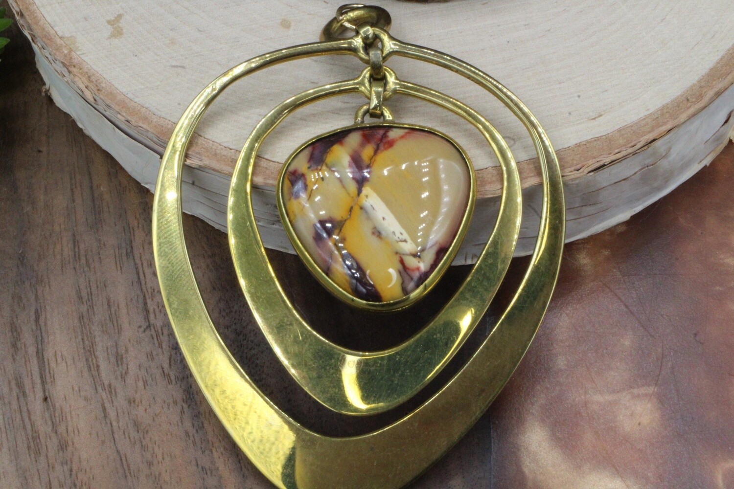 Yellow Brass Tri-Hanger Weights, Stone: Mookaite Jasper