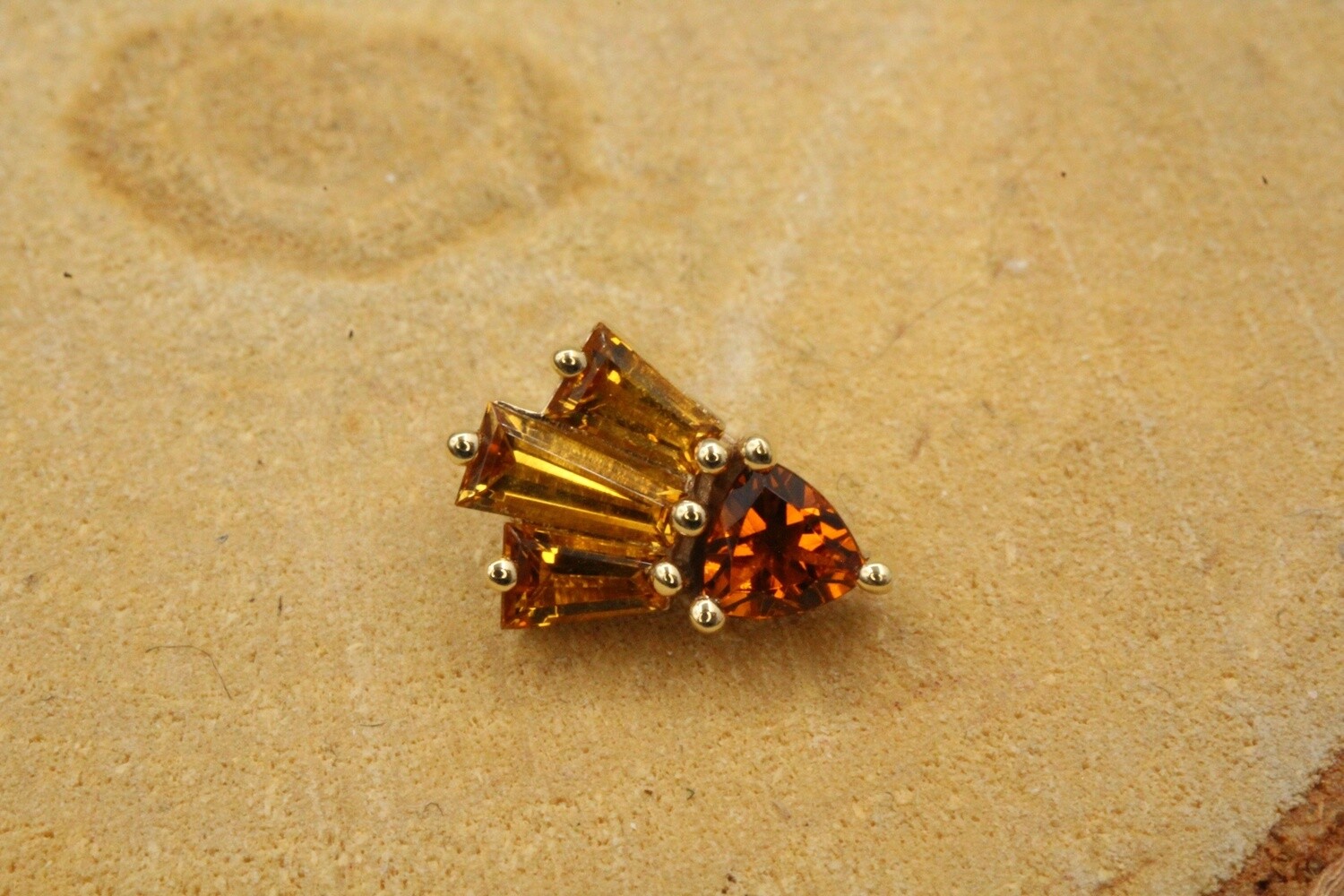 Threaded Yellow Gold Two Times Blue, Gauge: 18/16ga, Stone: Citrine &amp; Madeira Citrine