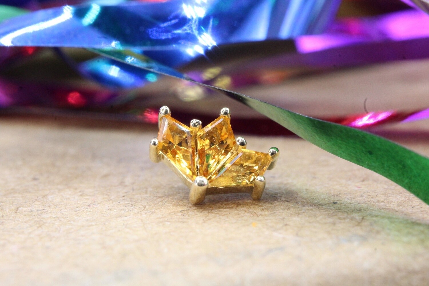 Threaded Yellow Gold Daydream, Gauge: 18/16ga, Stone: Citrine