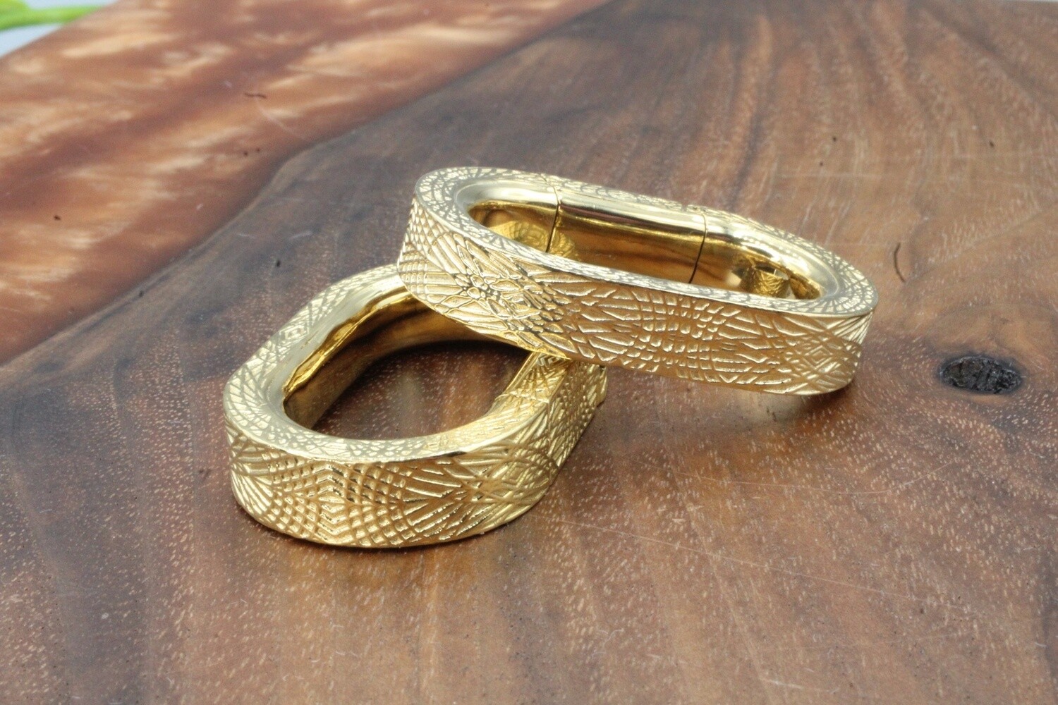 Artifact Weights, Colour: Yellow Gold Plated