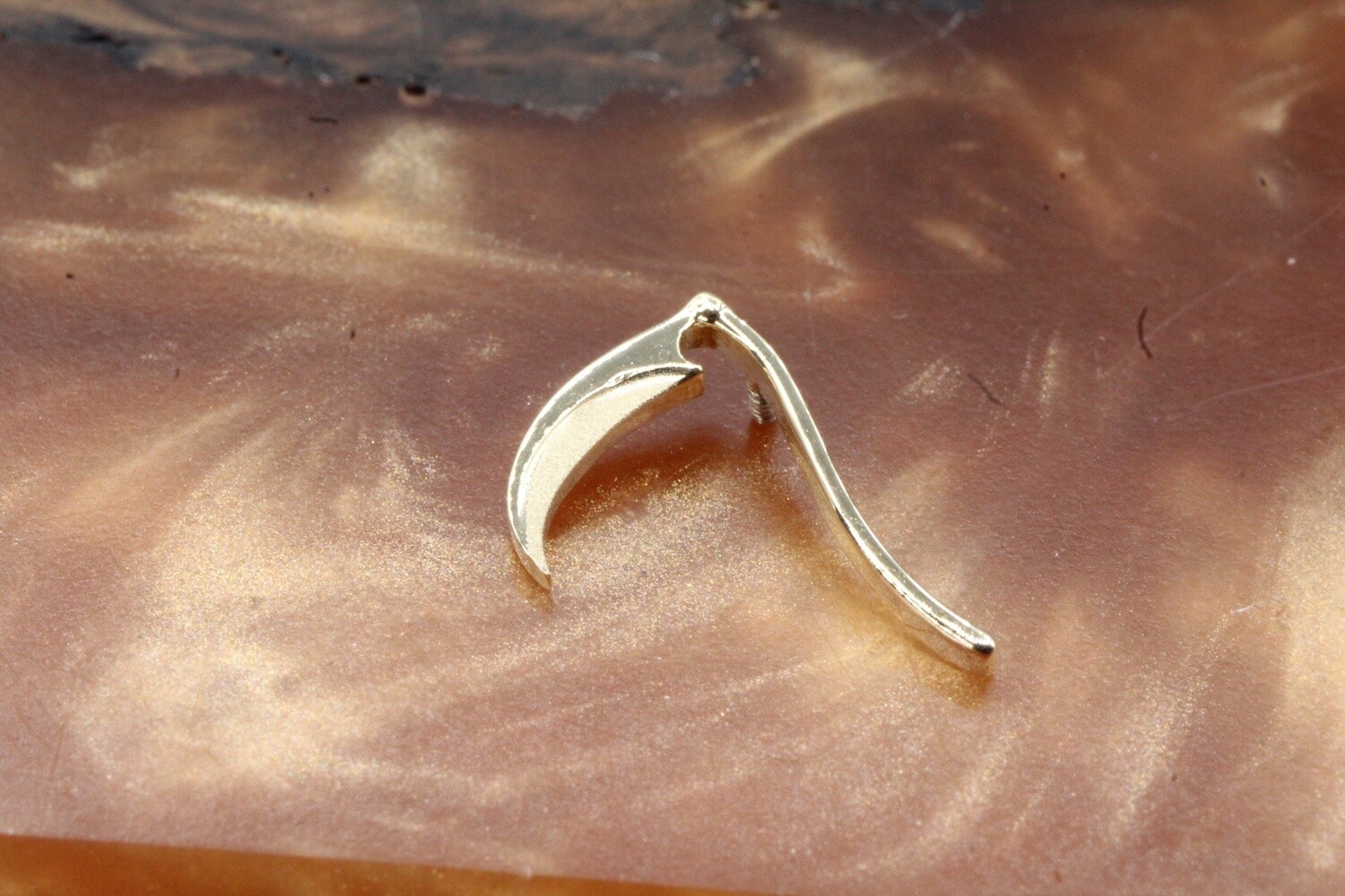 Threaded Yellow Gold Death Bringer Scythe Top, Orientation: Left Facing, Gauge: 18/16g