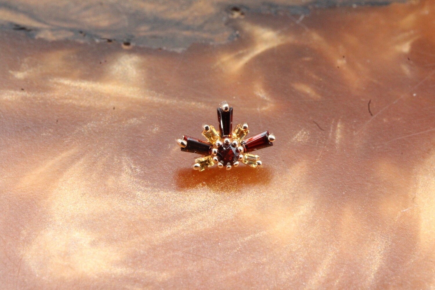 Threaded Rose Gold Half Mininova Top, Gauge: 14/12g, Stone: Garnet &amp; Citrine