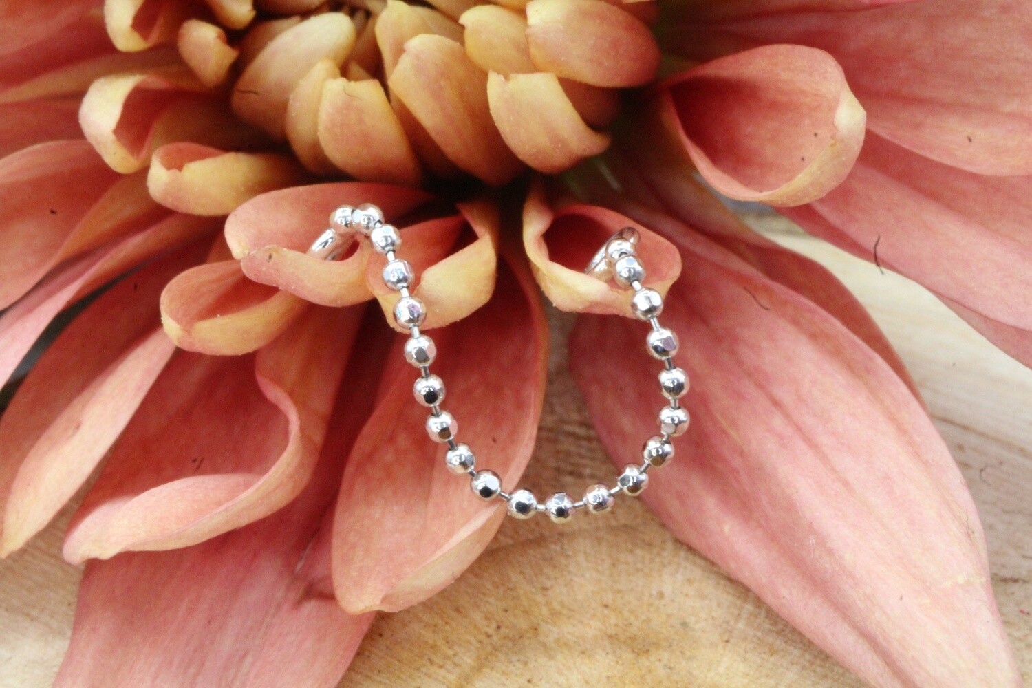 White Gold Diamond Cut Bead Chain, Size: 16ga 1&#39;&#39;