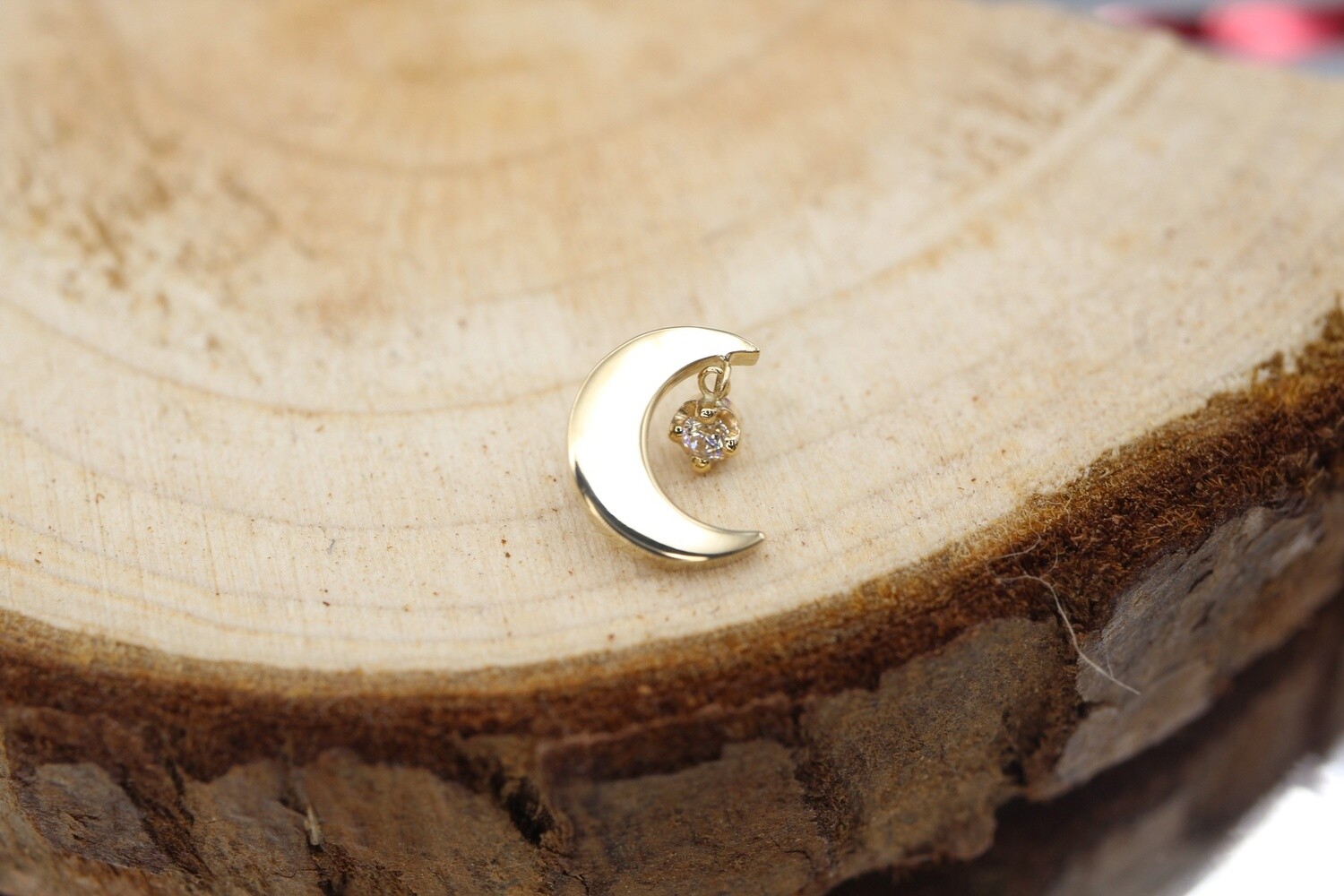 Threaded Yellow Gold Arcane Top, Orientation: Left, Gauge: 18/16ga, Stone: White CZ