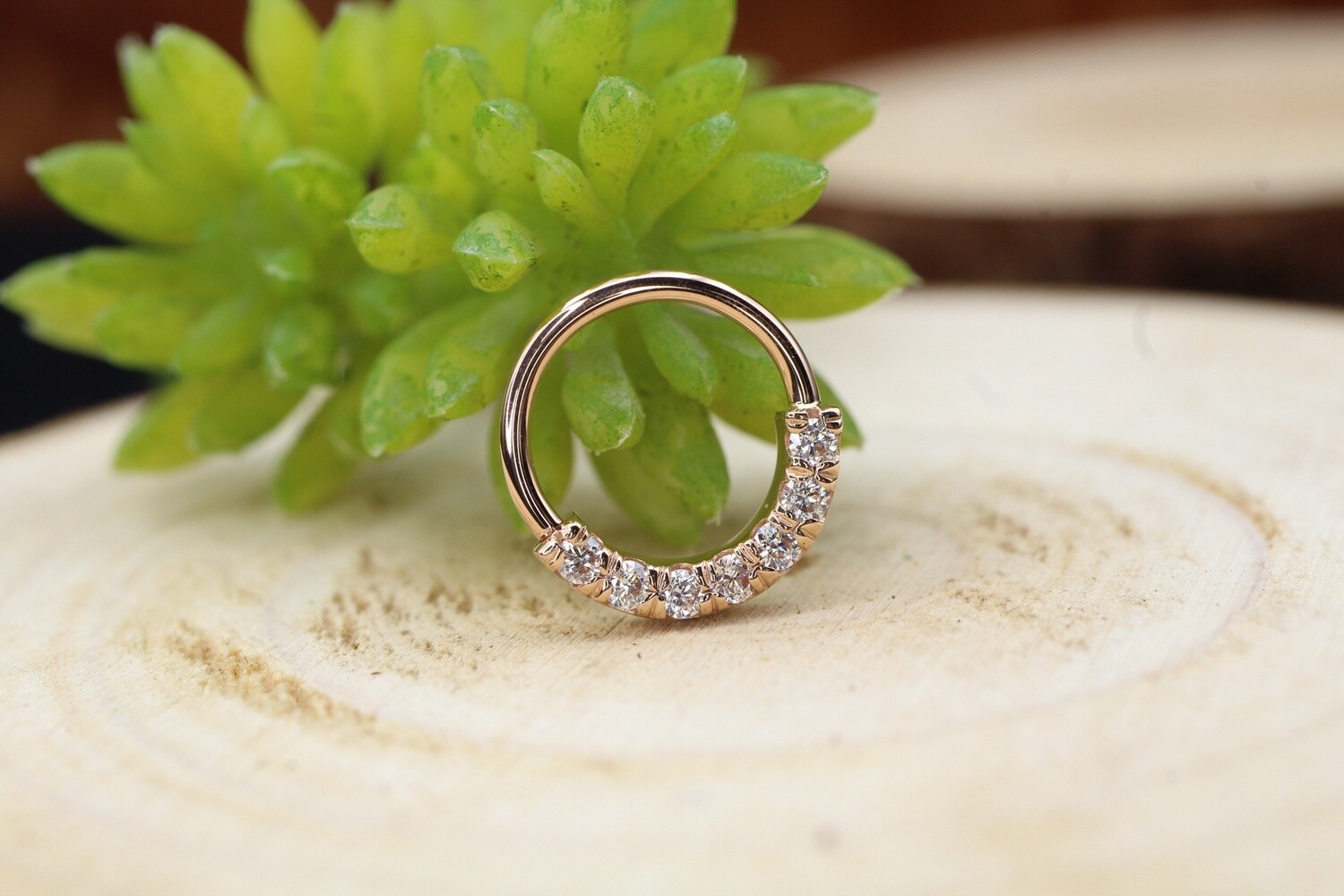 Rose Gold 7 Gem Blaze Seam Ring, Size: 18ga 5/16&#39;&#39;, Stone: White CZ, Orientation: Nipple (Forward Facing)