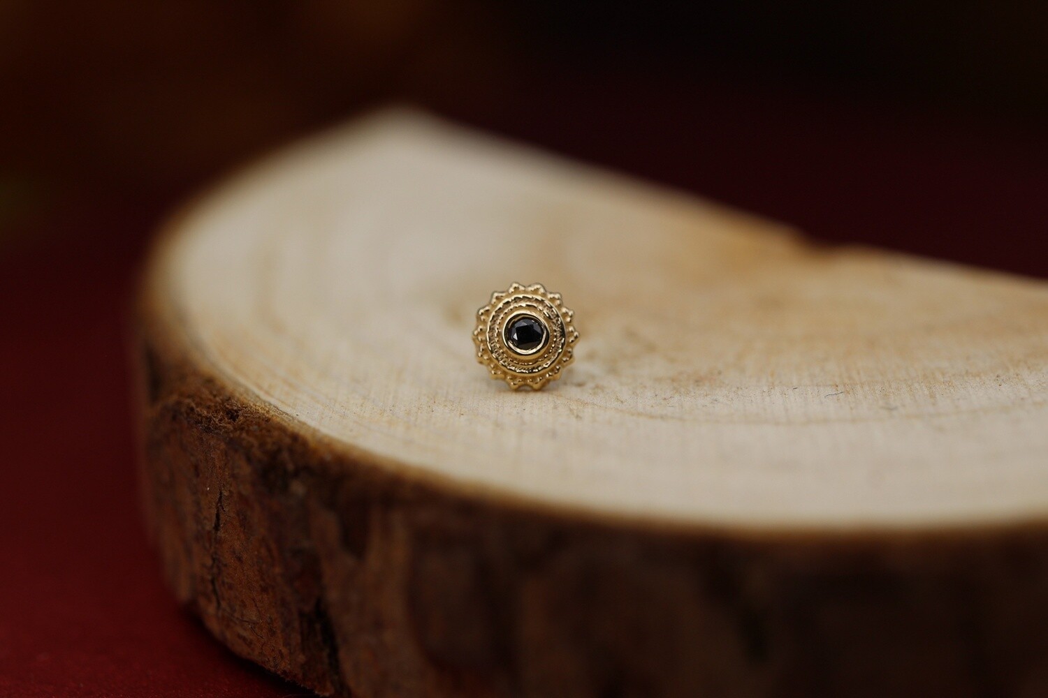 Threadless Yellow Gold Round Afghan Top, Size: 4mm with 1.5mm gem, Stone: Black CZ