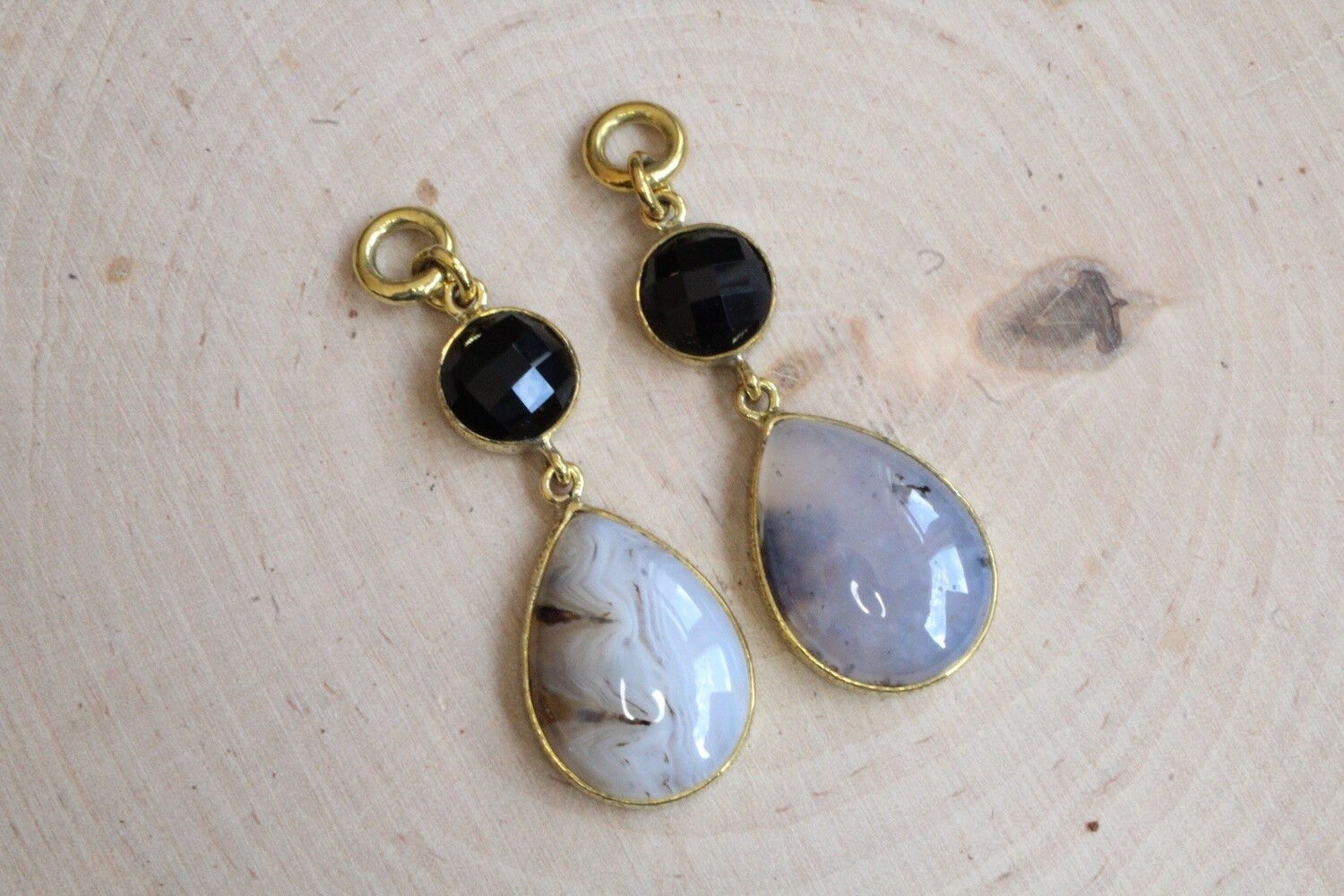 Brass Hanging Stone Weights, Length: 1&quot;, Stone: Montana Agate &amp; Black Obsidian