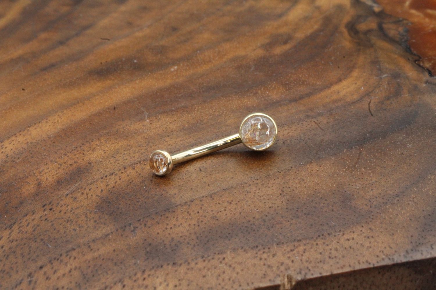 Threaded Yellow Gold Gem Navel Curve, Type: 3mm Round Cup Top/ 5mm Open back Round Bezel Botto, Size: 14ga 7/16&#39;&#39;, Stone: Copper Rutilated Quartz