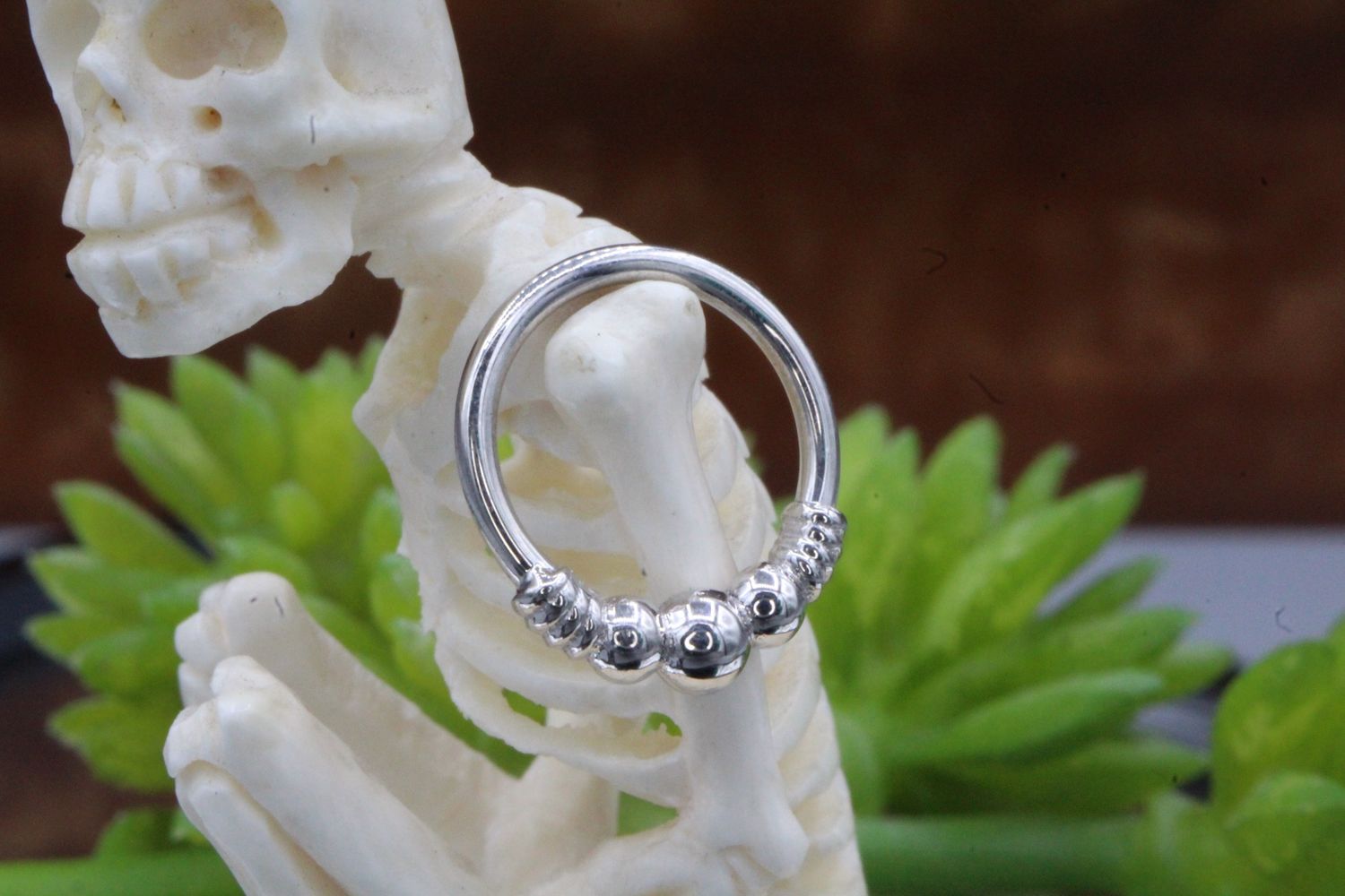 White Gold Myla Seam Ring, Gauge: 18g, Diameter: 5/16&quot;